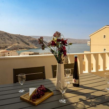 Modern Oceanview Apartment Metajna Exterior photo